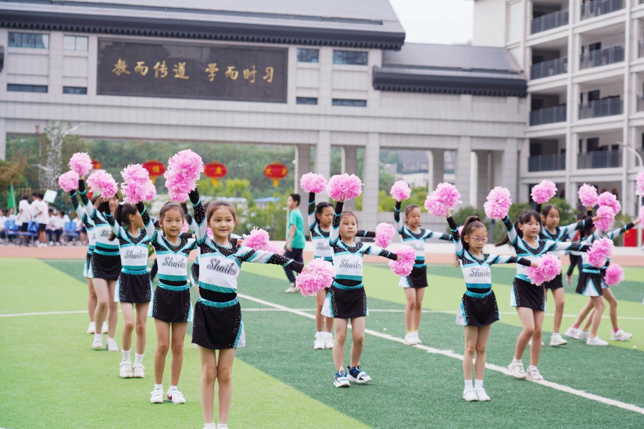 【教师团队】左手方程式 右手彩虹笔 | 汉江实验学校综合教研组赋能成长